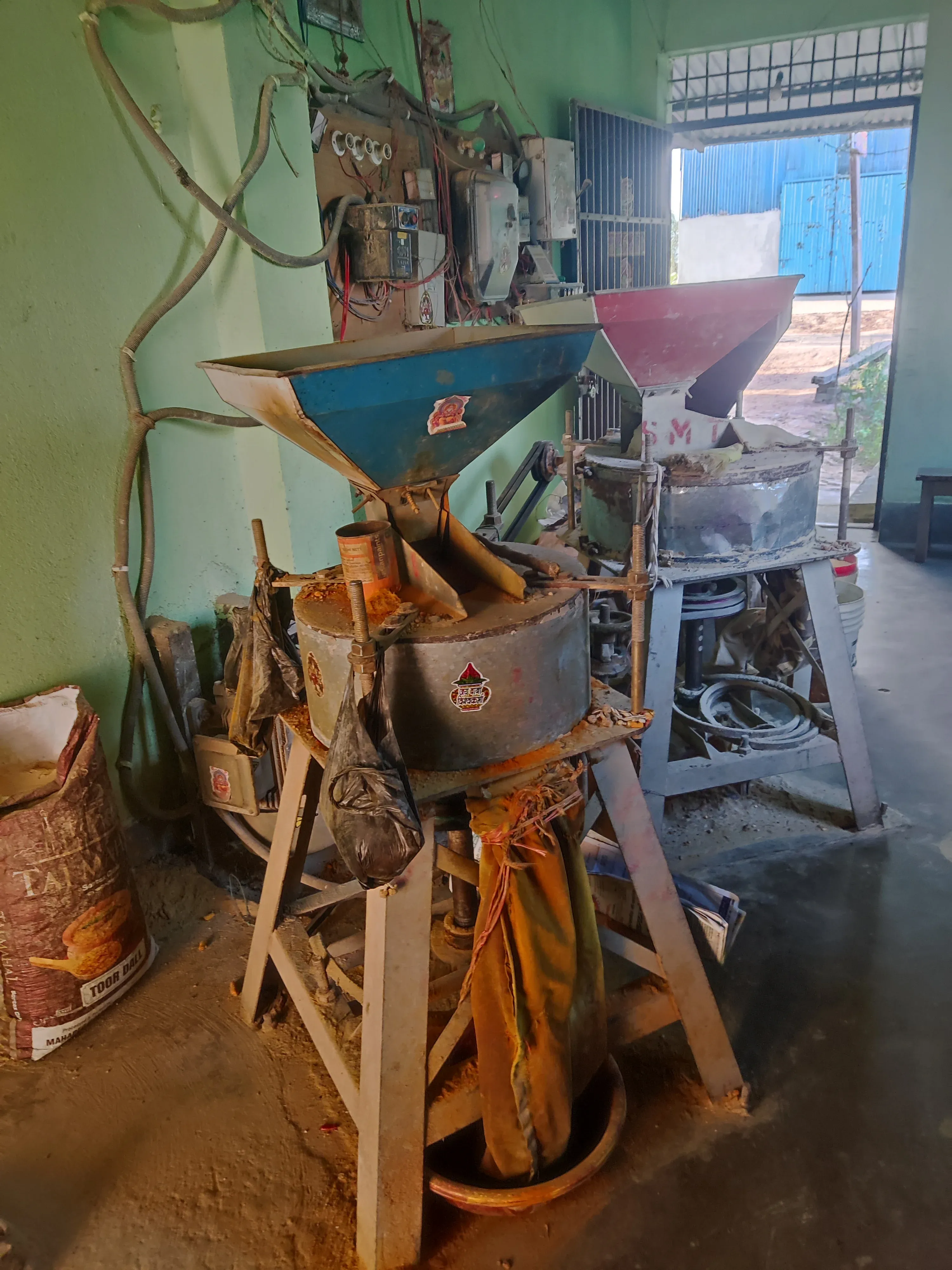 Spices Grinding Machine